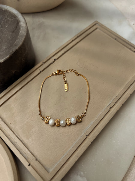 BEACH MORE| Tarnish-Free | Freshwater Pearls | Necklace/Bracelet