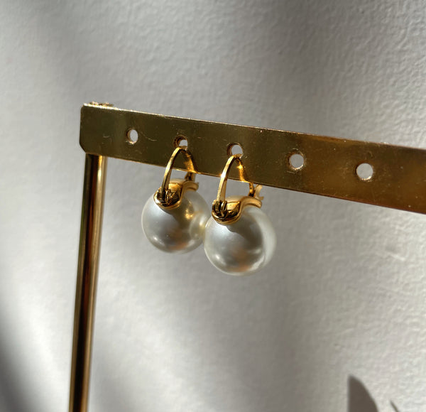 LUCIA | Tarnish Free | Gold Chunky Pearl Drop | Earrings