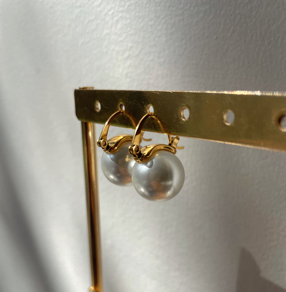 LUCIA | Tarnish Free | Gold Chunky Pearl Drop | Earrings