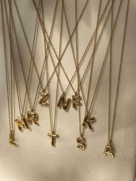 BALLOON INITIAL I 18ct gold plated I Tarnish-Free I Letter Necklace