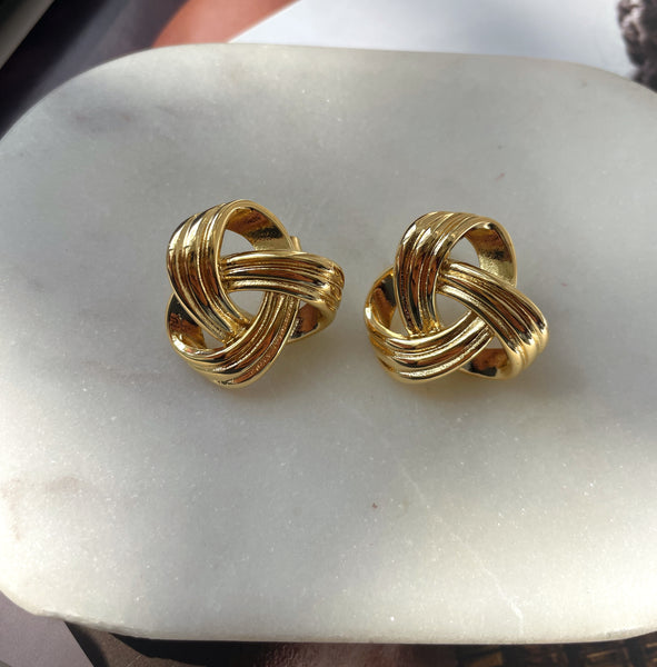 VIVIENNE | Tarnish Free | Gold/Silver Chunky Intertwined Stud | Earrings