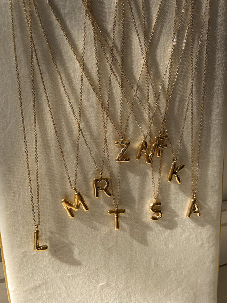 BALLOON INITIAL I 18ct gold plated I Tarnish-Free I Letter Necklace