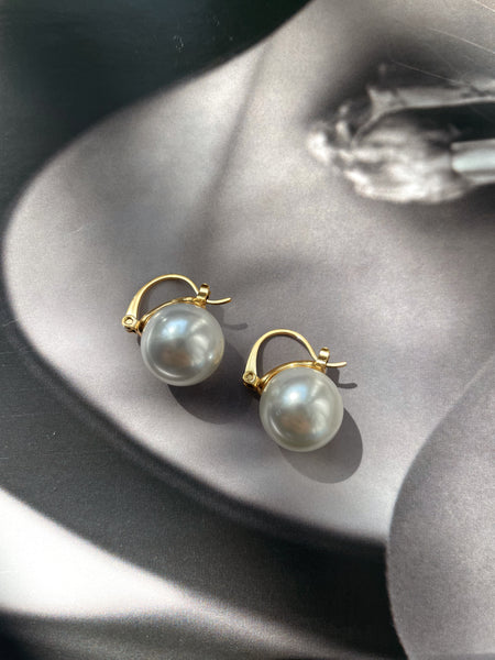 LUCIA | Tarnish Free | Gold Chunky Pearl Drop | Earrings