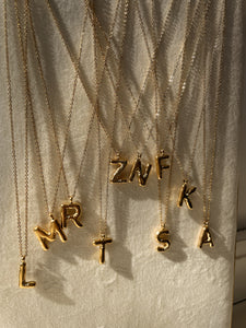 BALLOON INITIAL I 18ct gold plated I Tarnish-Free I Letter Necklace