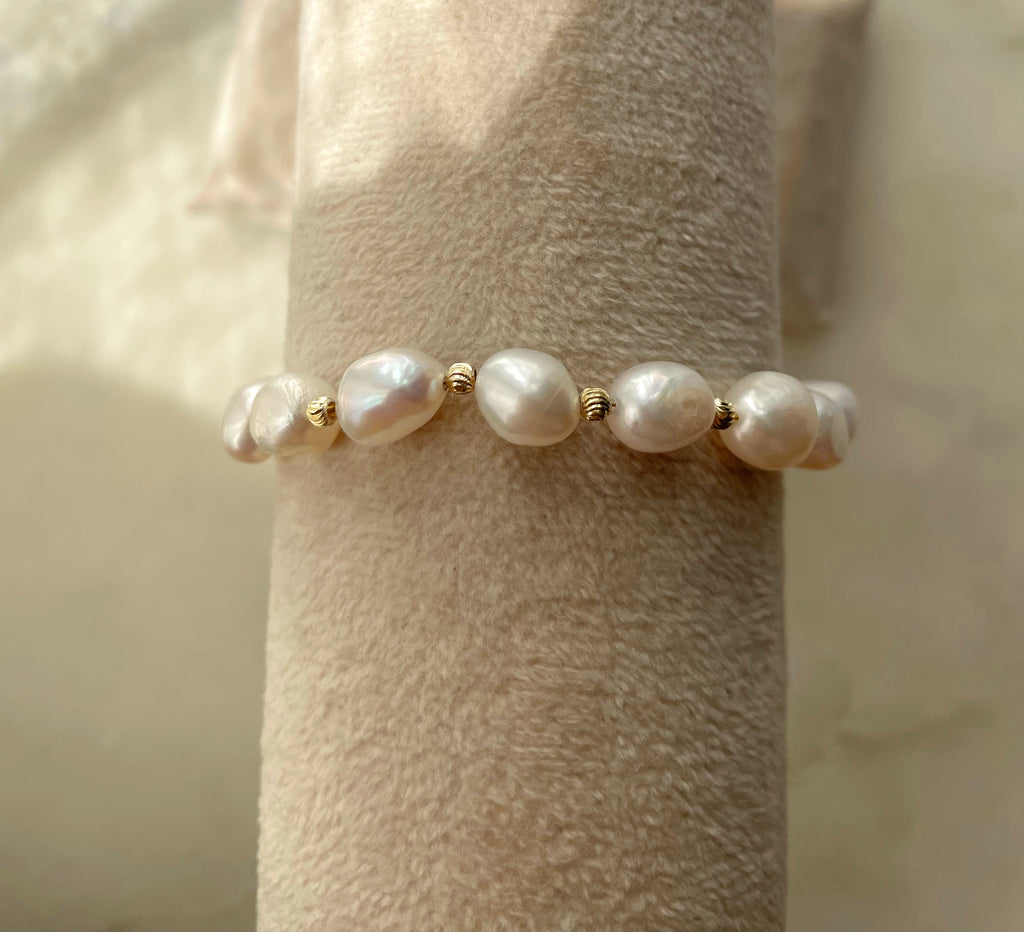 Freshwater Pearl Toggle Bracelet