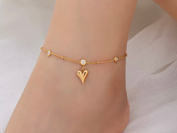 LOVERGIRL | Tarnish-Free | Gold Heart and Cubic Zirconia | Anklet